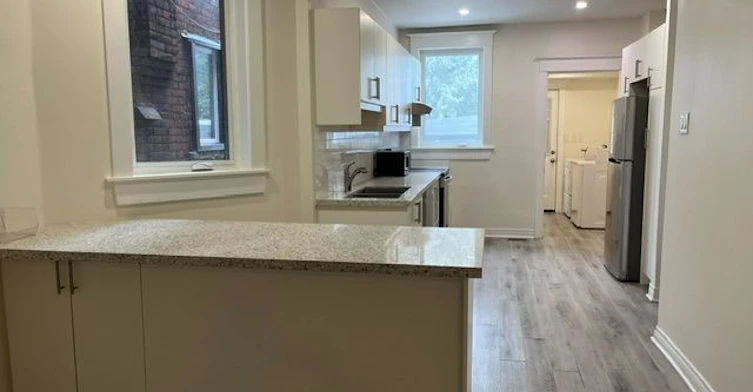 Upper-10 Hibernia Avenue, Toronto, ON, M6N 1E5 - 14