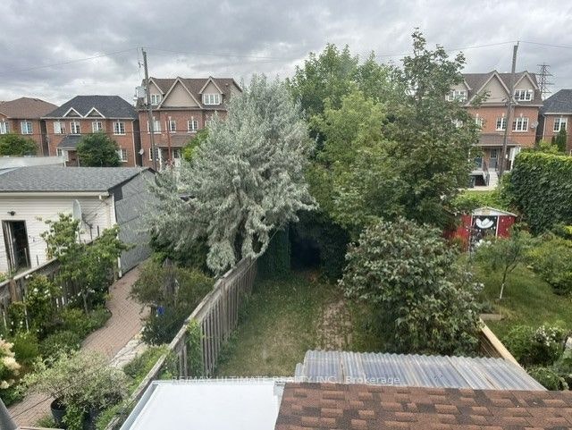 Upper-10 Hibernia Avenue, Toronto, ON, M6N 1E5 - 23