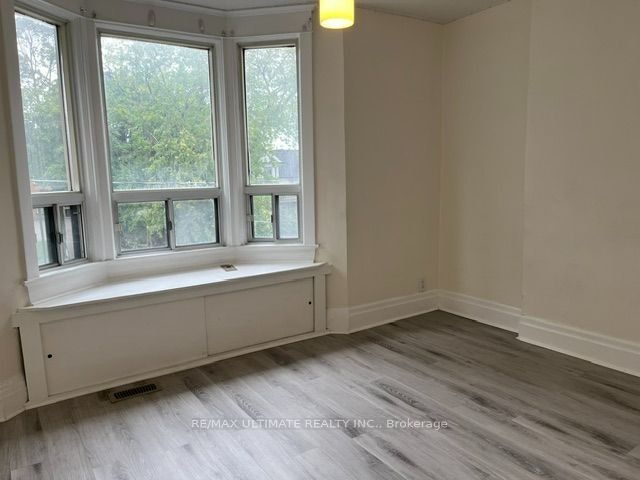 Upper-10 Hibernia Avenue, Toronto, ON, M6N 1E5 - 35