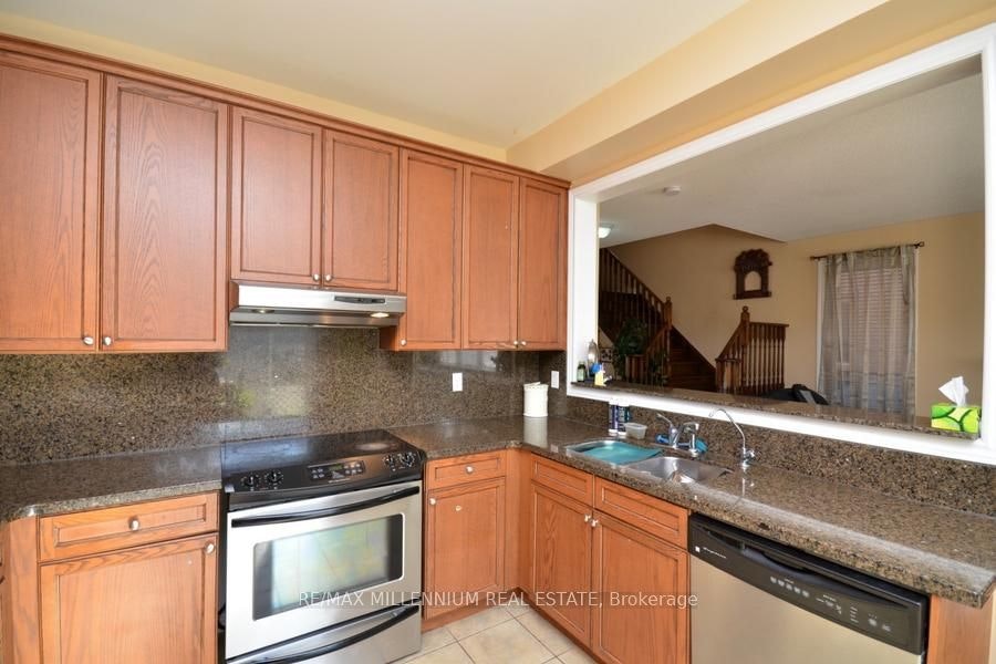68 Skyvalley Drive, Brampton, ON, L6P 3B7 - 7