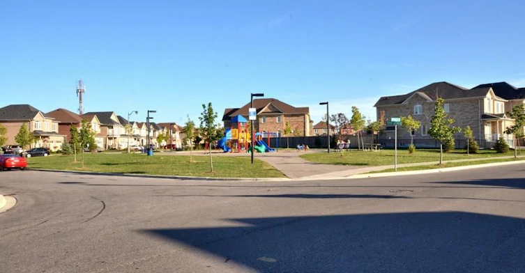 68 Skyvalley Drive, Brampton, ON, L6P 3B7 - 19
