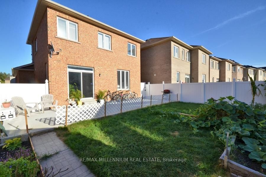 68 Skyvalley Drive, Brampton, ON, L6P 3B7 - 17