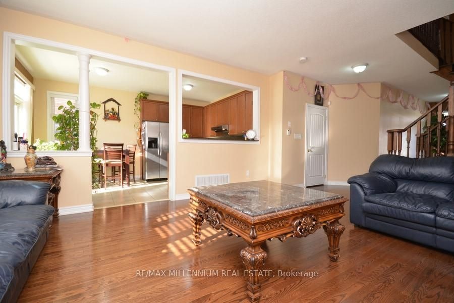 68 Skyvalley Drive, Brampton, ON, L6P 3B7 - 5