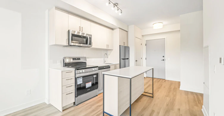 210-8020 Derry Road W, Milton, ON, L9T 2N2