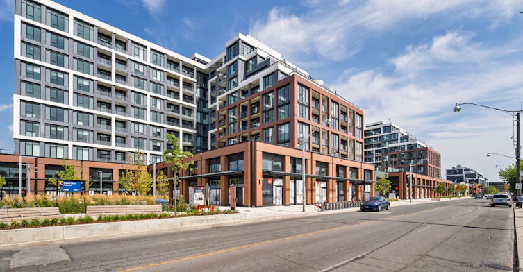 714-858 Dupont Street, Toronto, ON, M6G 0C1