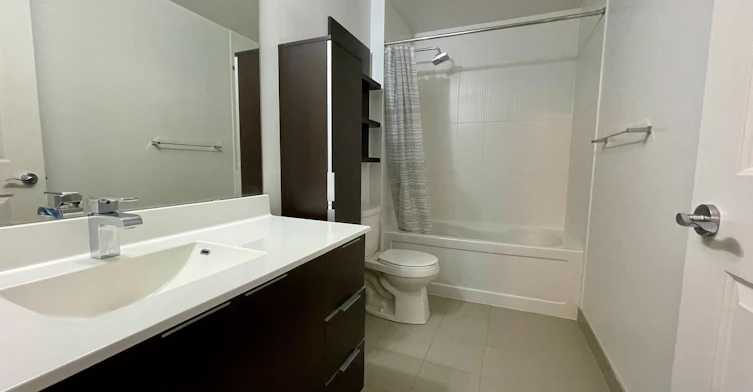 702-16 Brookers Lane, Toronto, ON, M8V 0A5 - 9