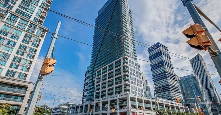 702-16 Brookers Lane, Toronto, ON, M8V 0A5