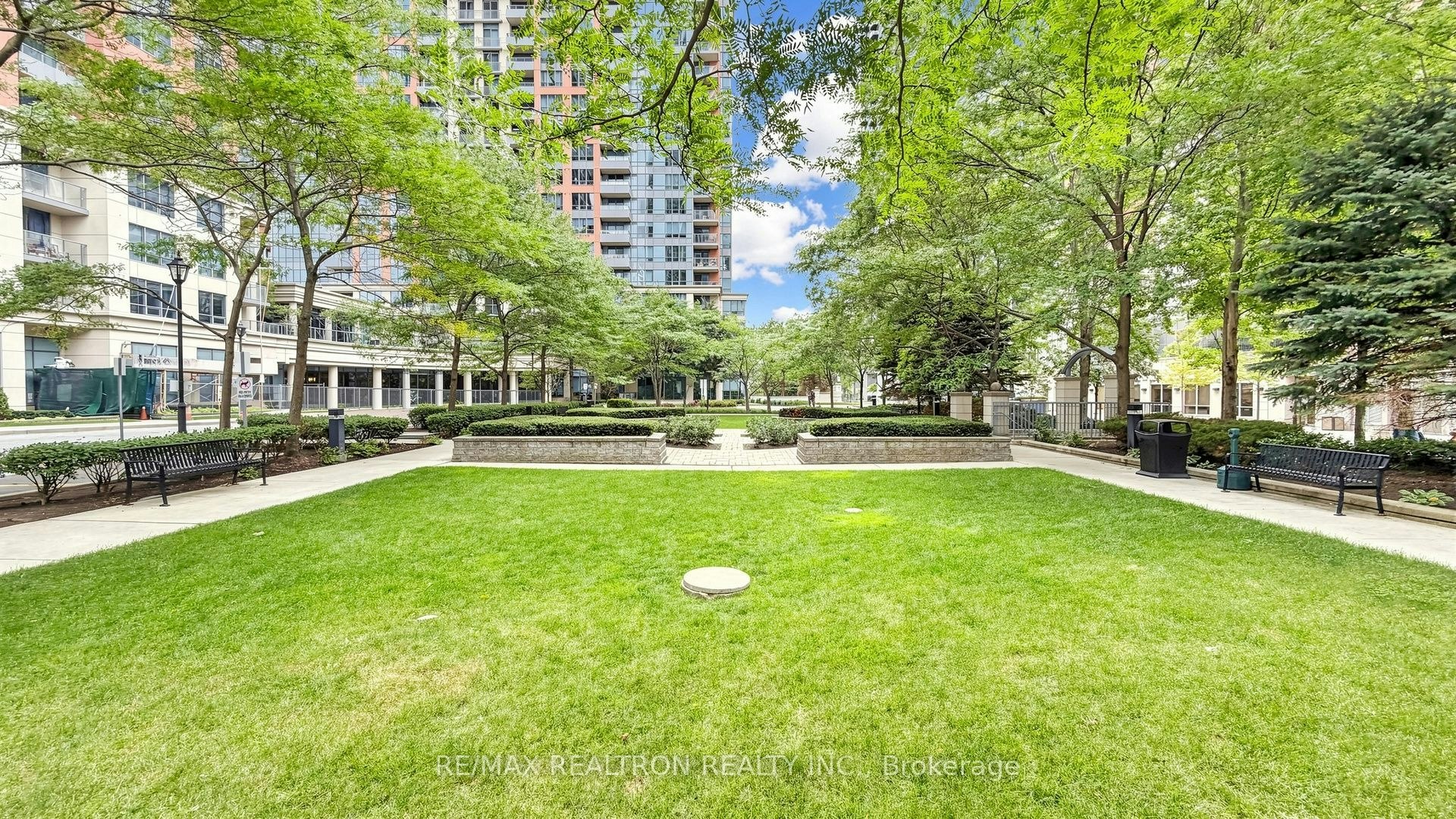 1053-25 Viking Lane, Toronto, ON, M9B 0A1 - 37