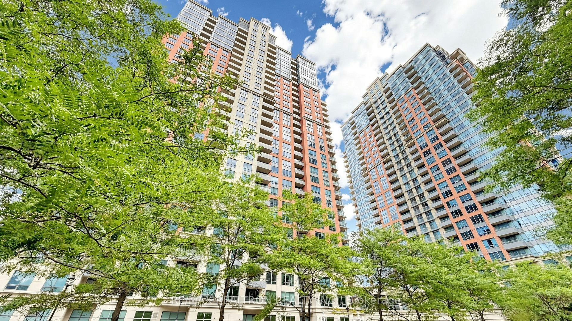 1053-25 Viking Lane, Toronto, ON, M9B 0A1 - 4