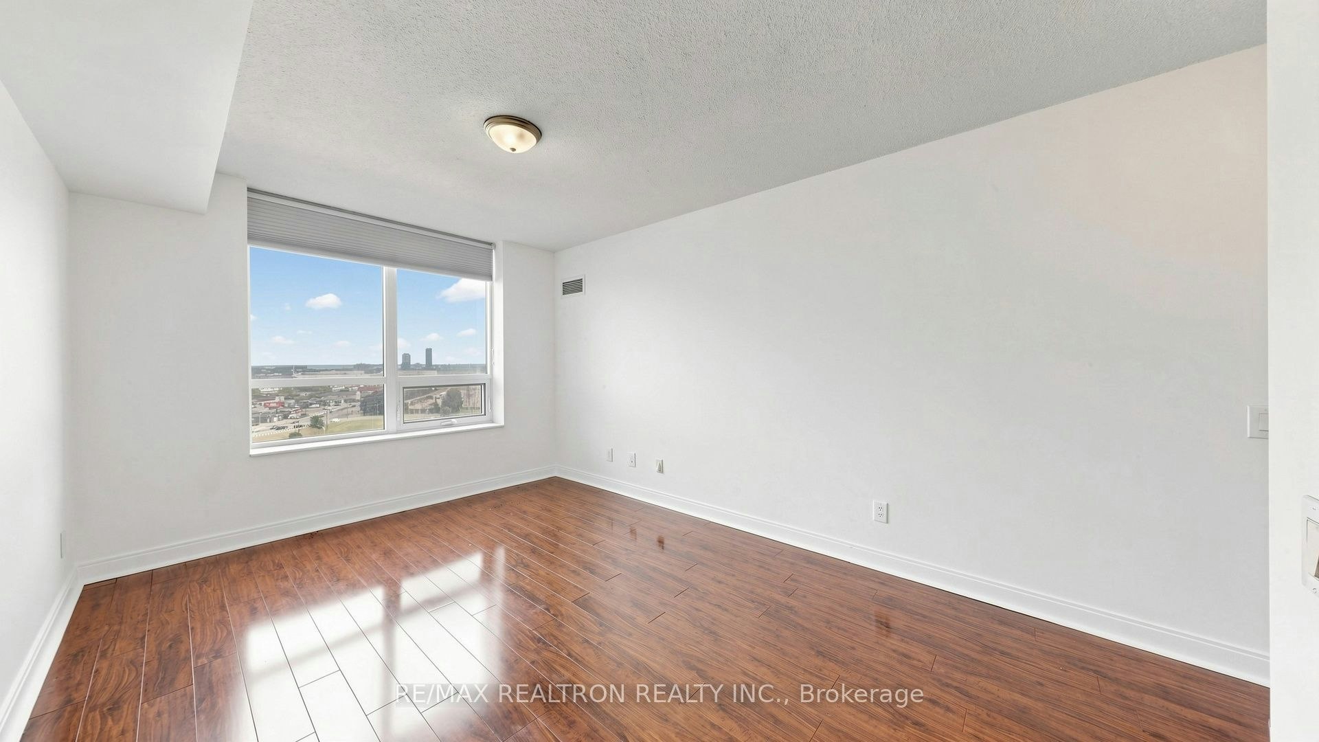 1053-25 Viking Lane, Toronto, ON, M9B 0A1 - 27