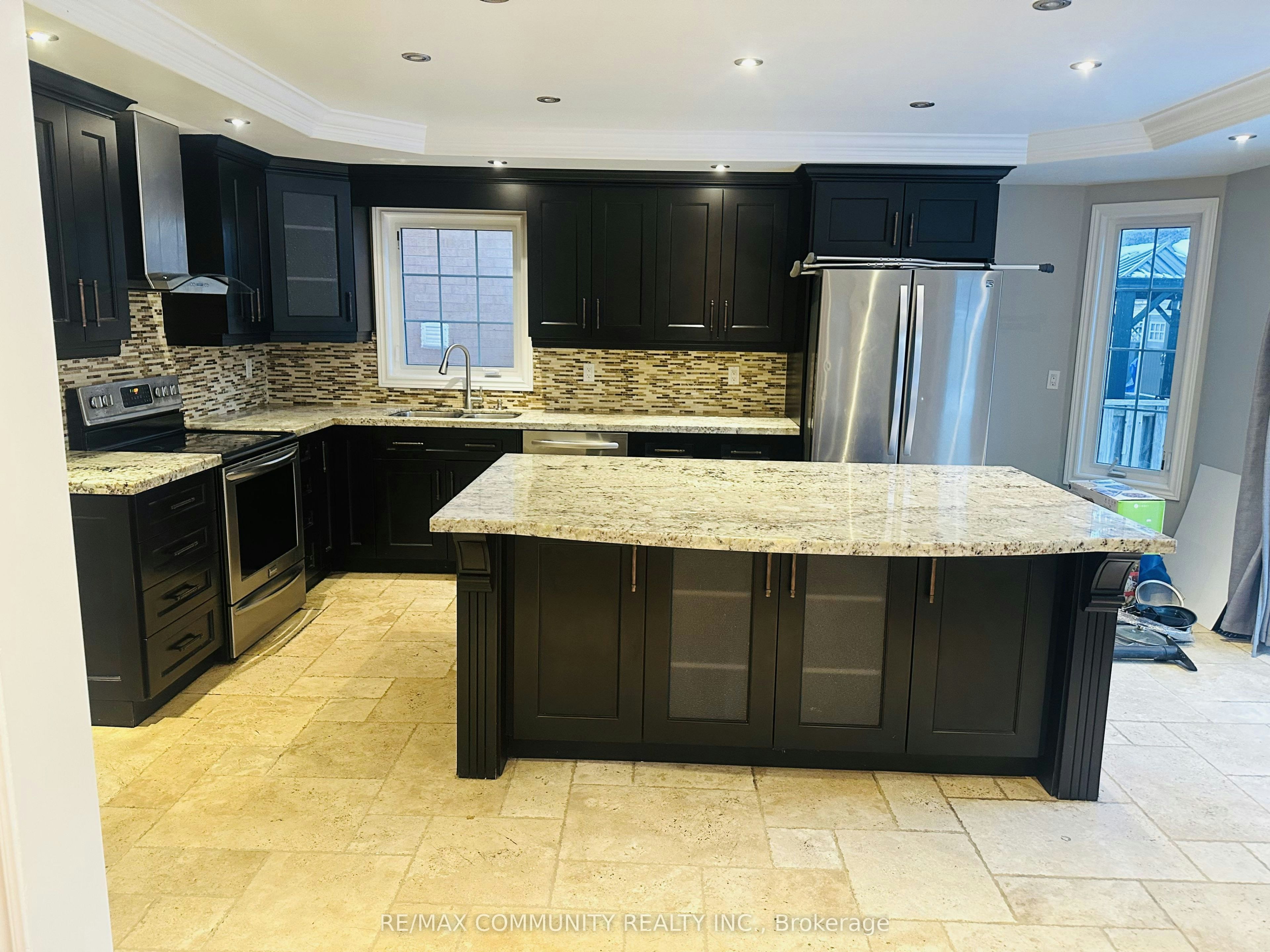 53 Hood Crescent, Brampton, ON, L6Y 4S7