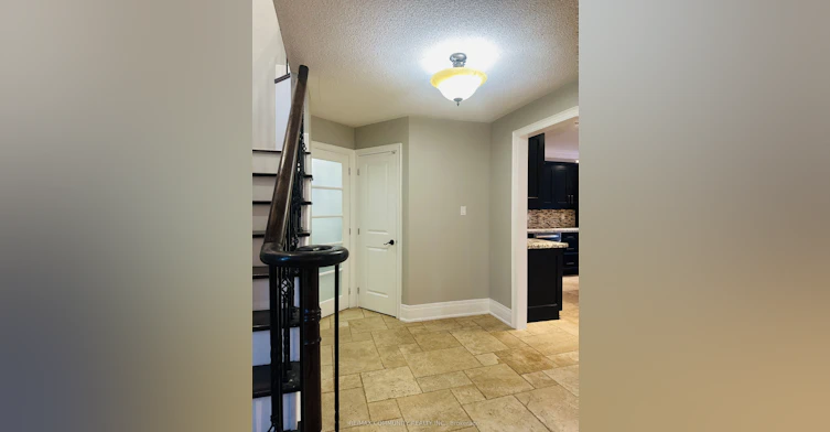 53 Hood Crescent, Brampton, ON, L6Y 4S7 - 8