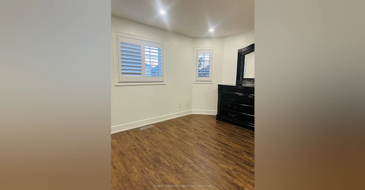 53 Hood Crescent, Brampton, ON, L6Y 4S7 - 10