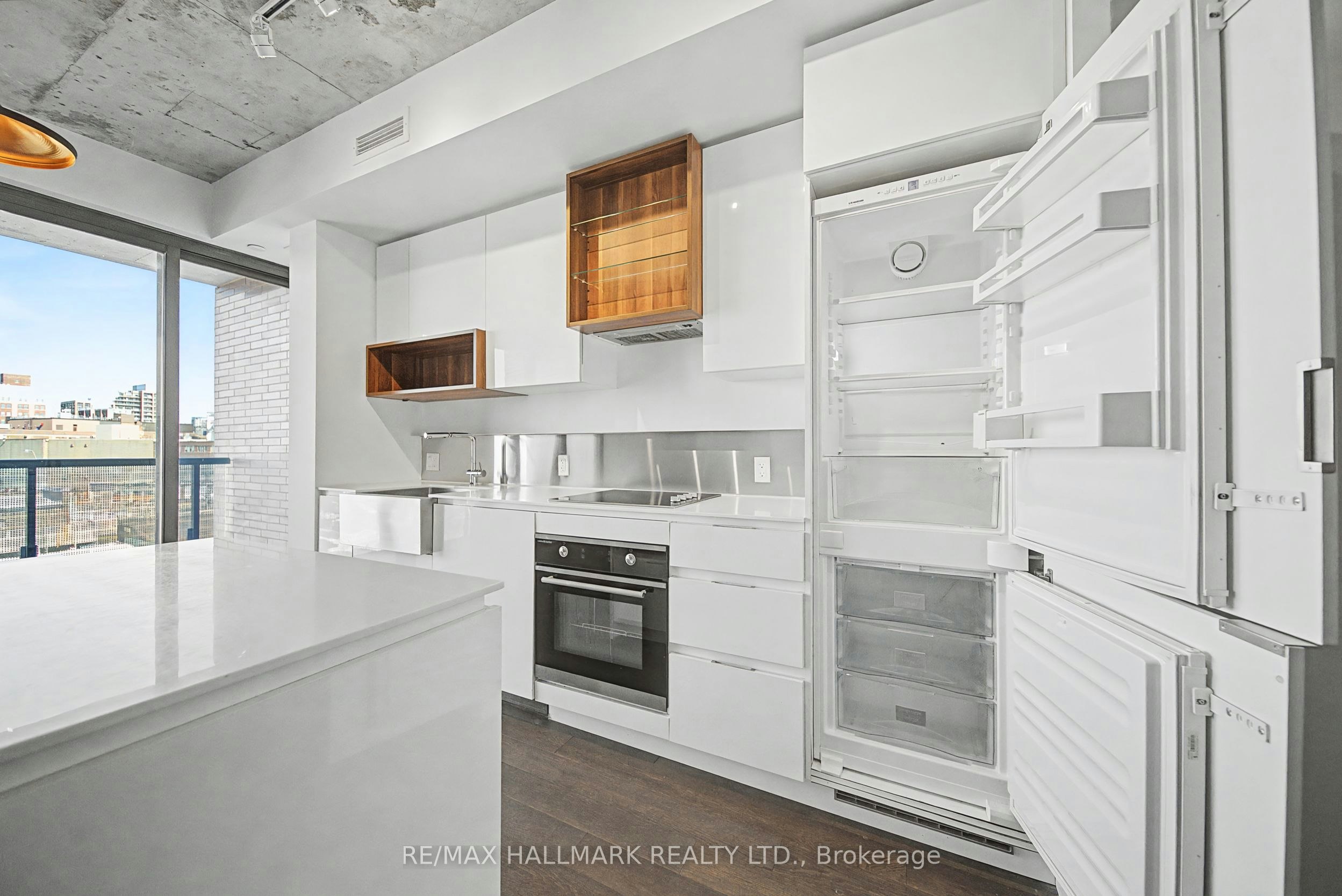 609-383 Sorauren Avenue, Toronto, ON, M6R 0A4 - 9