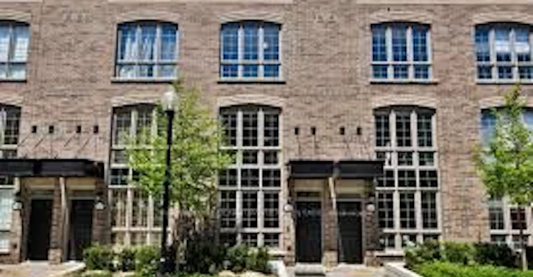 43-3 Elsie Lane, Toronto, ON, M6P 0B8 - 3