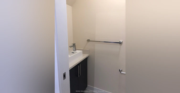 43-3 Elsie Lane, Toronto, ON, M6P 0B8 - 15
