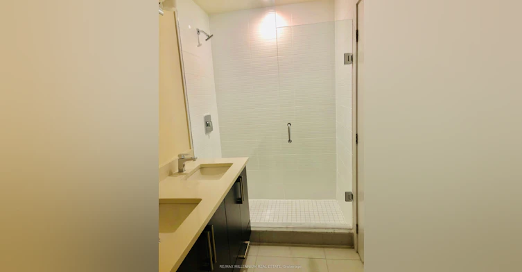 43-3 Elsie Lane, Toronto, ON, M6P 0B8 - 11