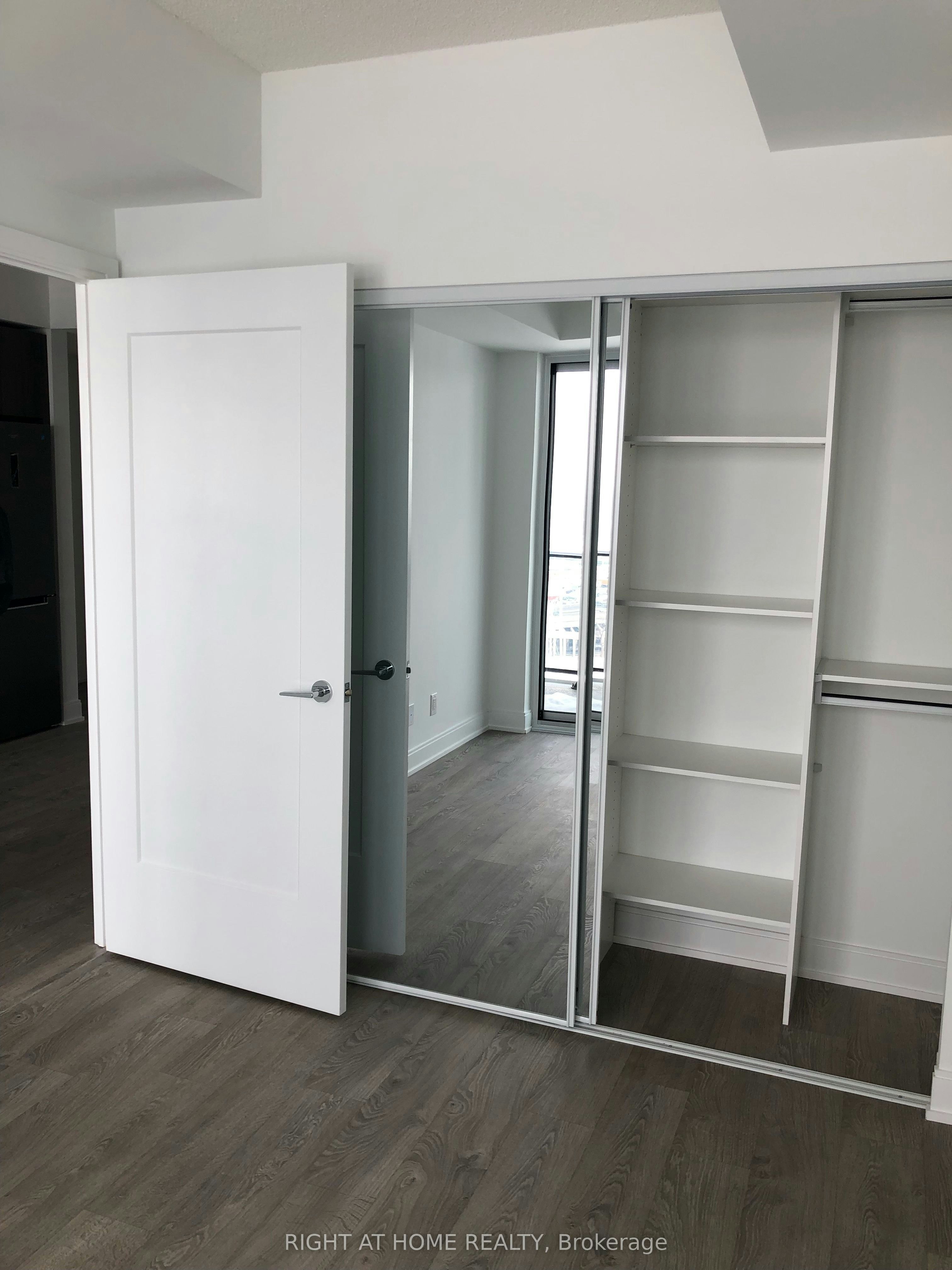 2301-70 Annie Craig Drive, Toronto, ON, M8V 0G2 - 4