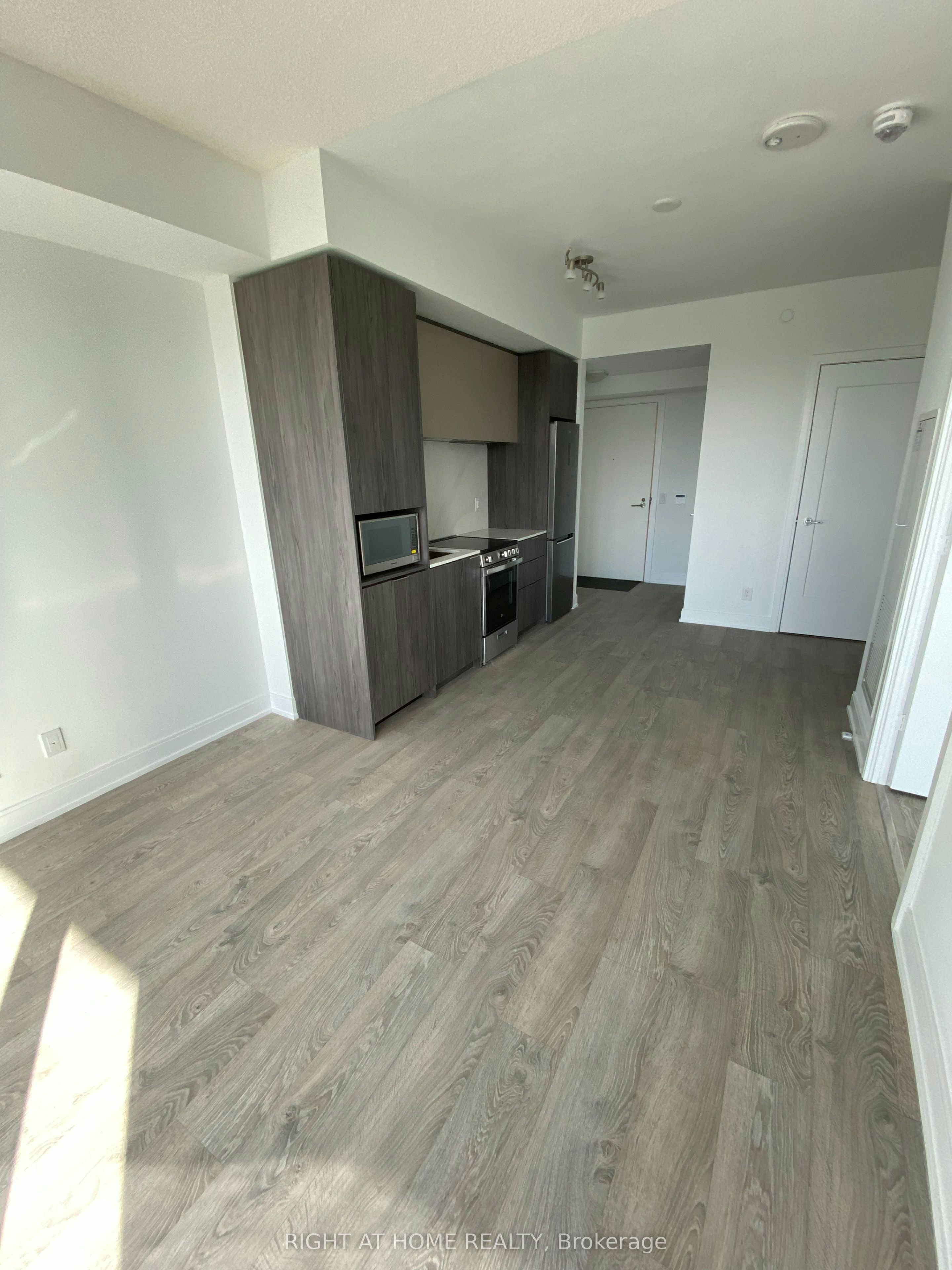 2301-70 Annie Craig Drive, Toronto, ON, M8V 0G2 - 7