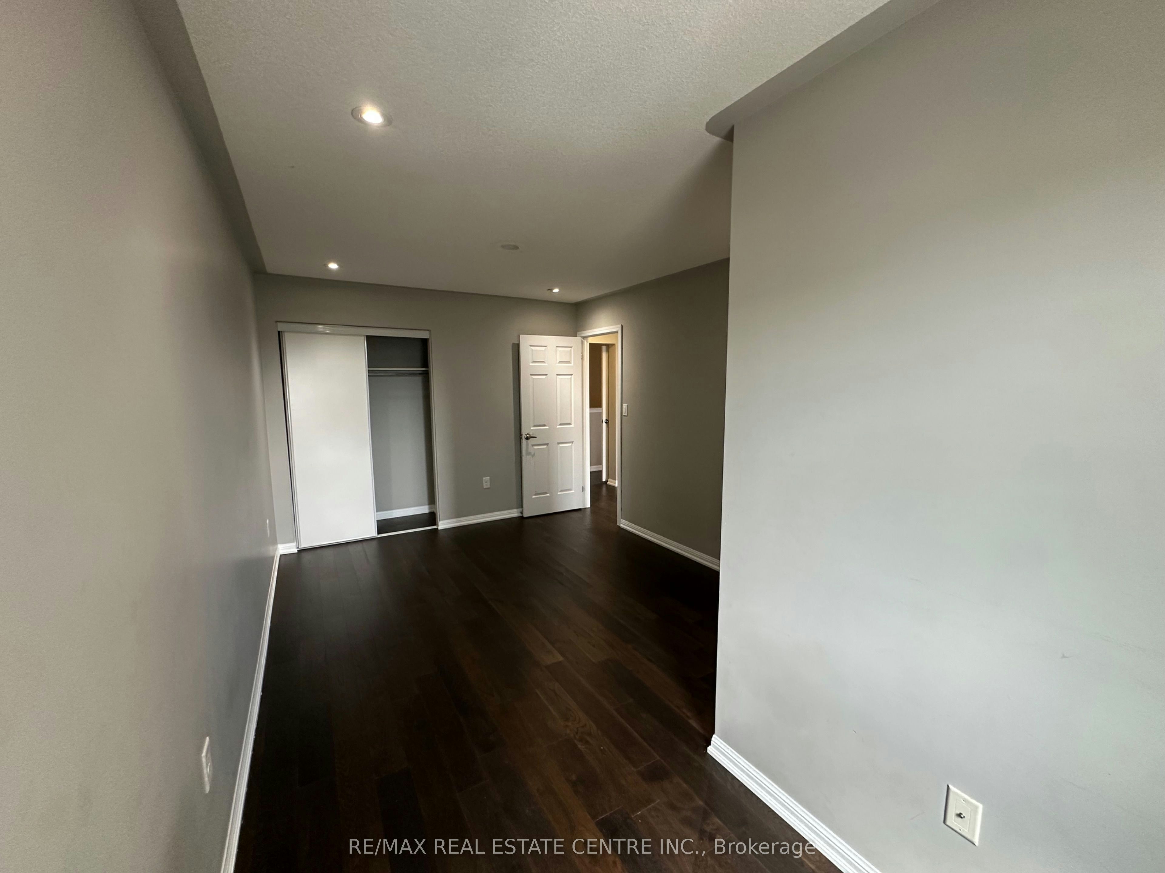 Residential-52 Commuter Drive, Brampton, ON, L7A 0R3 - 35