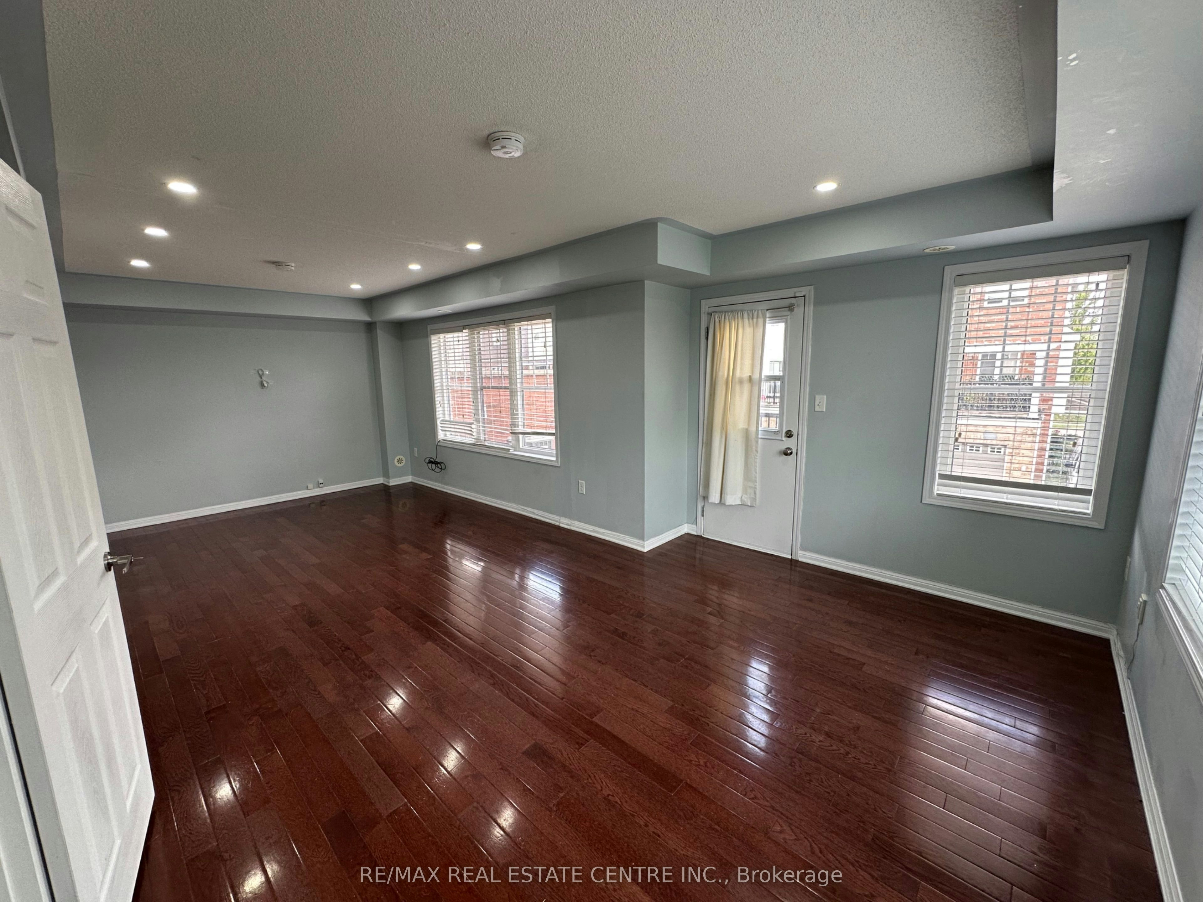 Residential-52 Commuter Drive, Brampton, ON, L7A 0R3 - 14