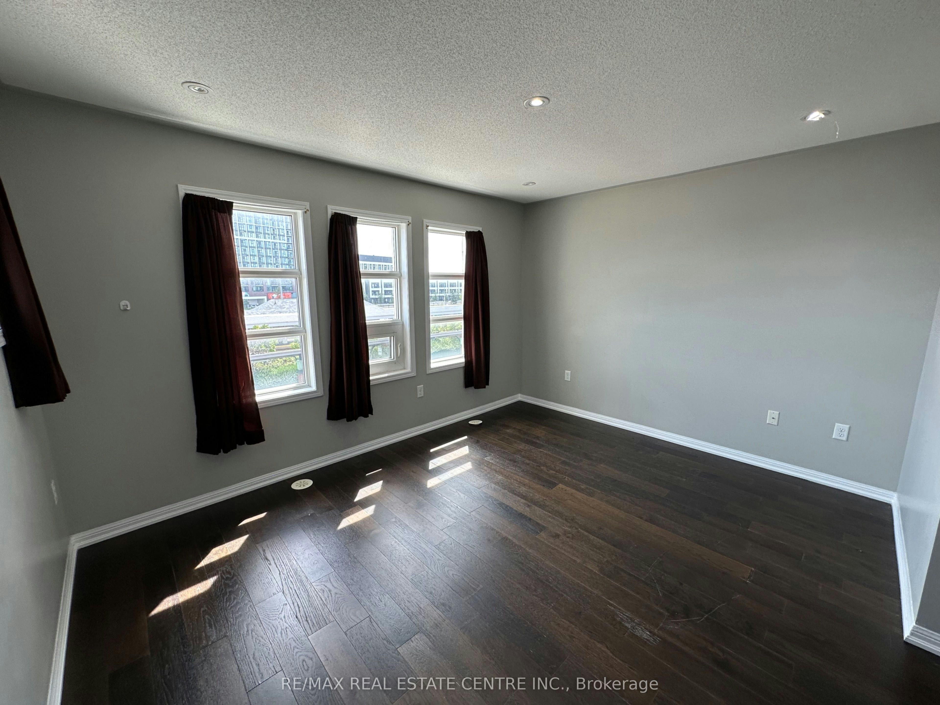 Residential-52 Commuter Drive, Brampton, ON, L7A 0R3 - 40