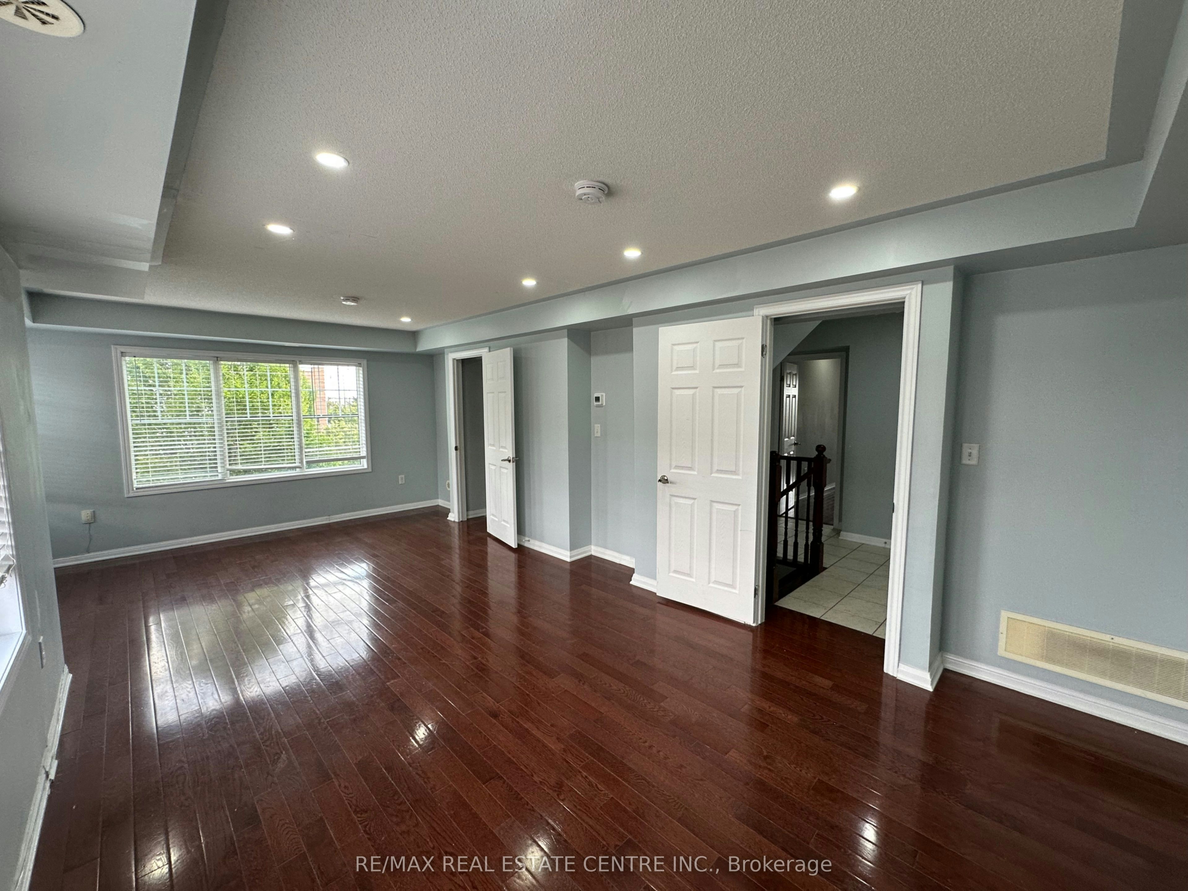 Residential-52 Commuter Drive, Brampton, ON, L7A 0R3 - 12
