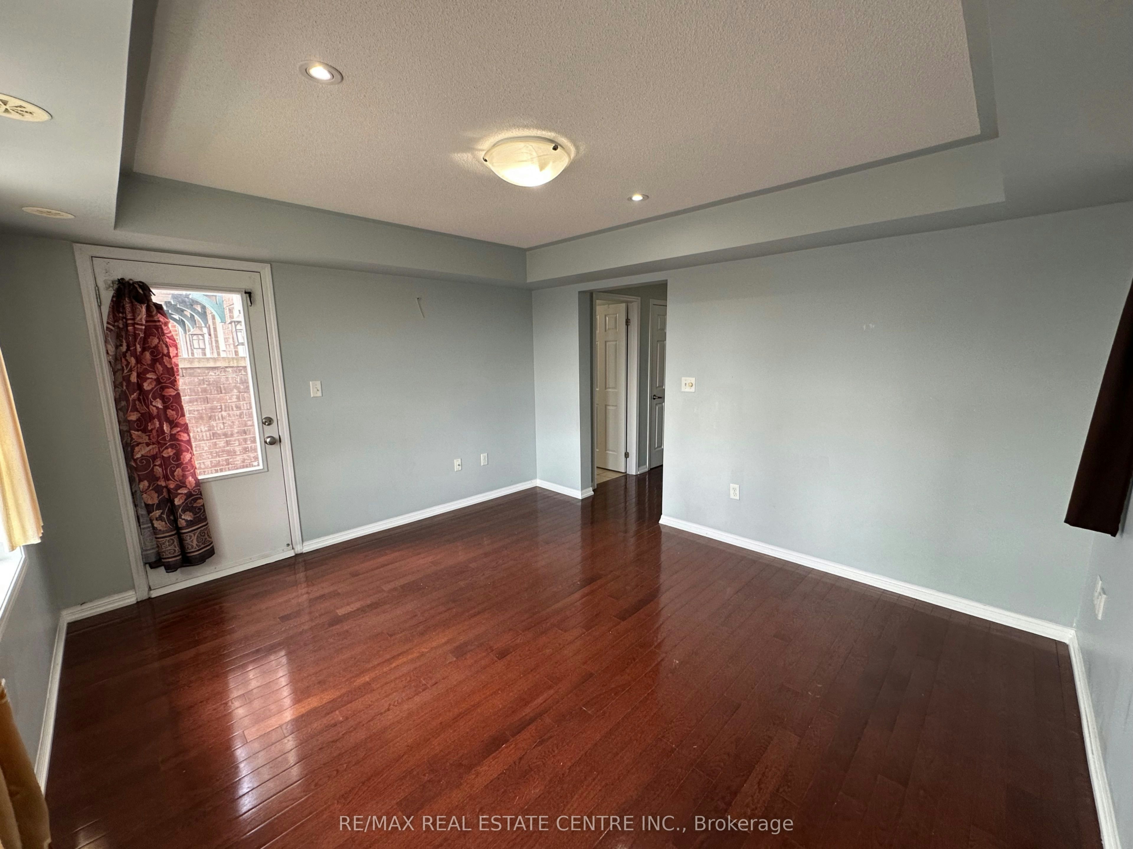 Residential-52 Commuter Drive, Brampton, ON, L7A 0R3 - 27