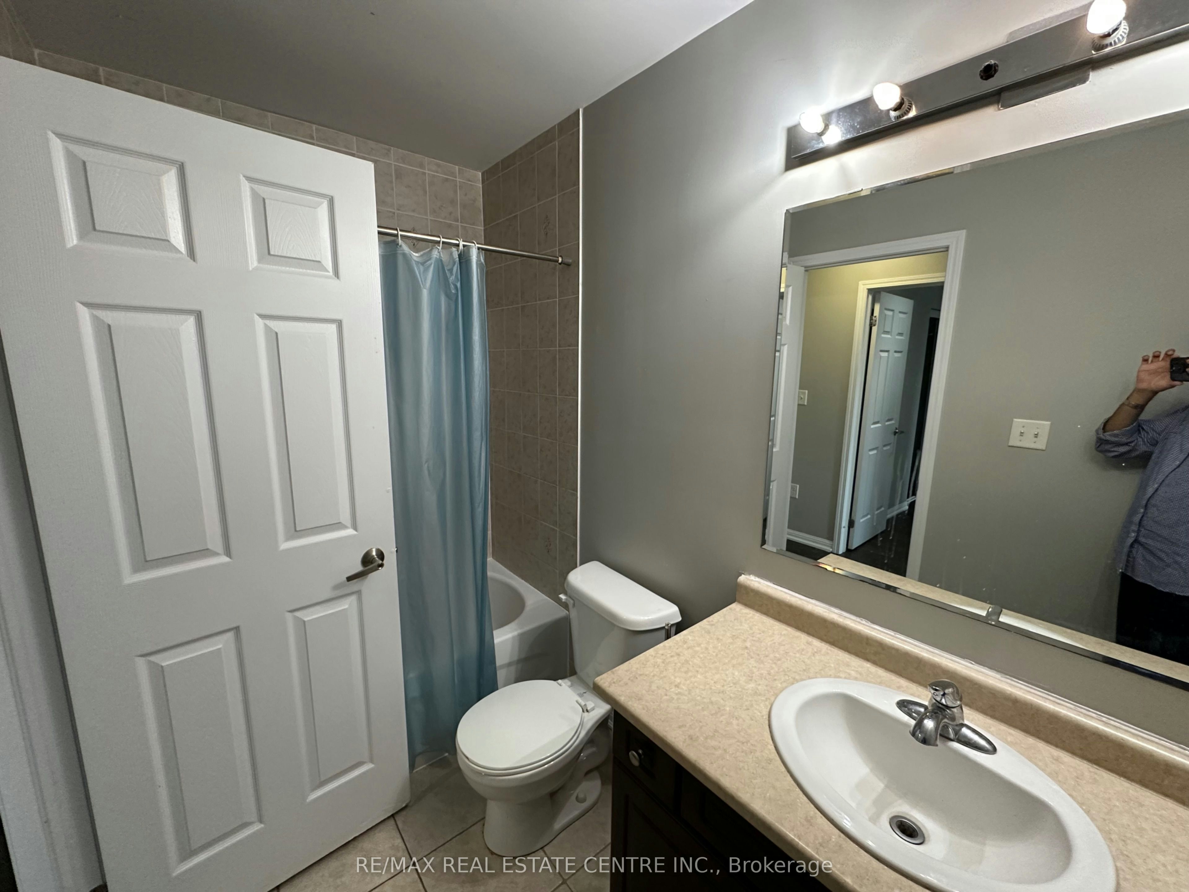 Residential-52 Commuter Drive, Brampton, ON, L7A 0R3 - 37