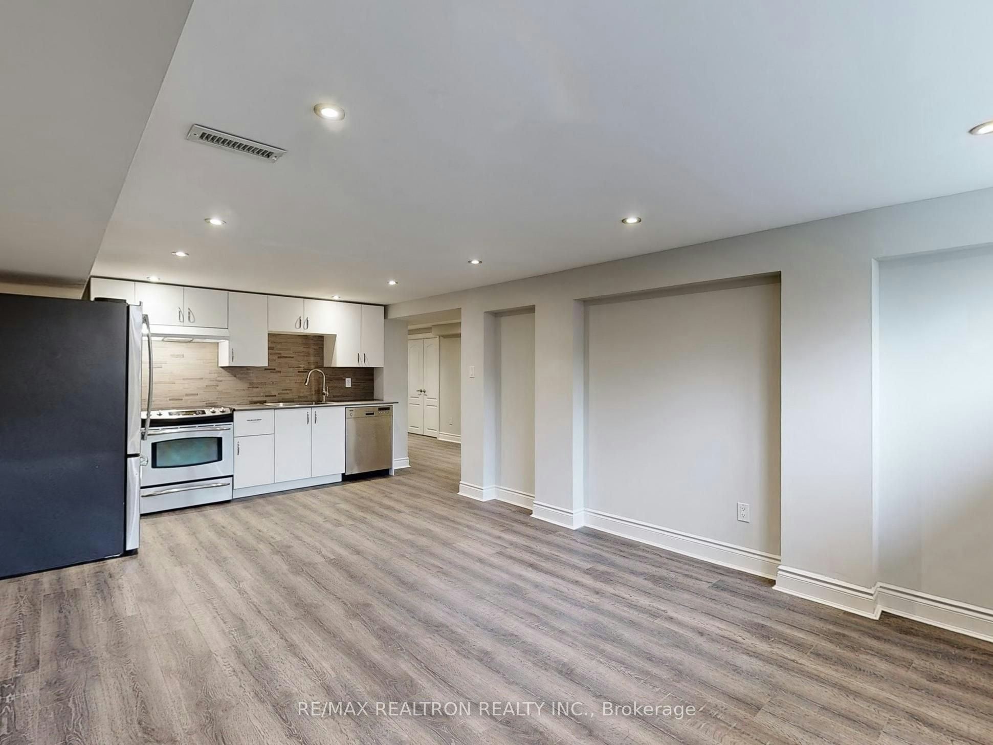 Bsmt-49 Exbury Road, Toronto, ON, M3M 1P9 - 6