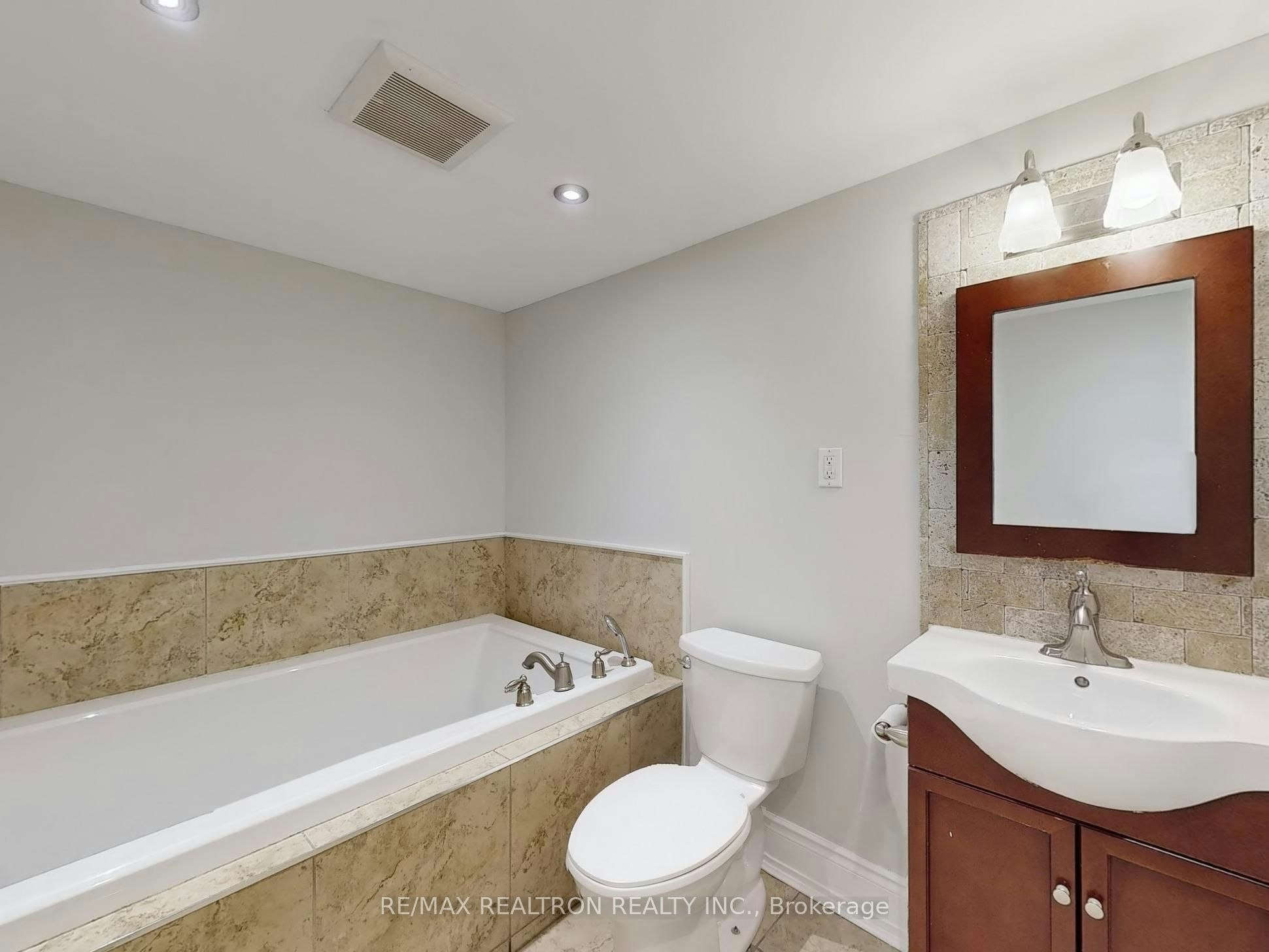 Bsmt-49 Exbury Road, Toronto, ON, M3M 1P9 - 10