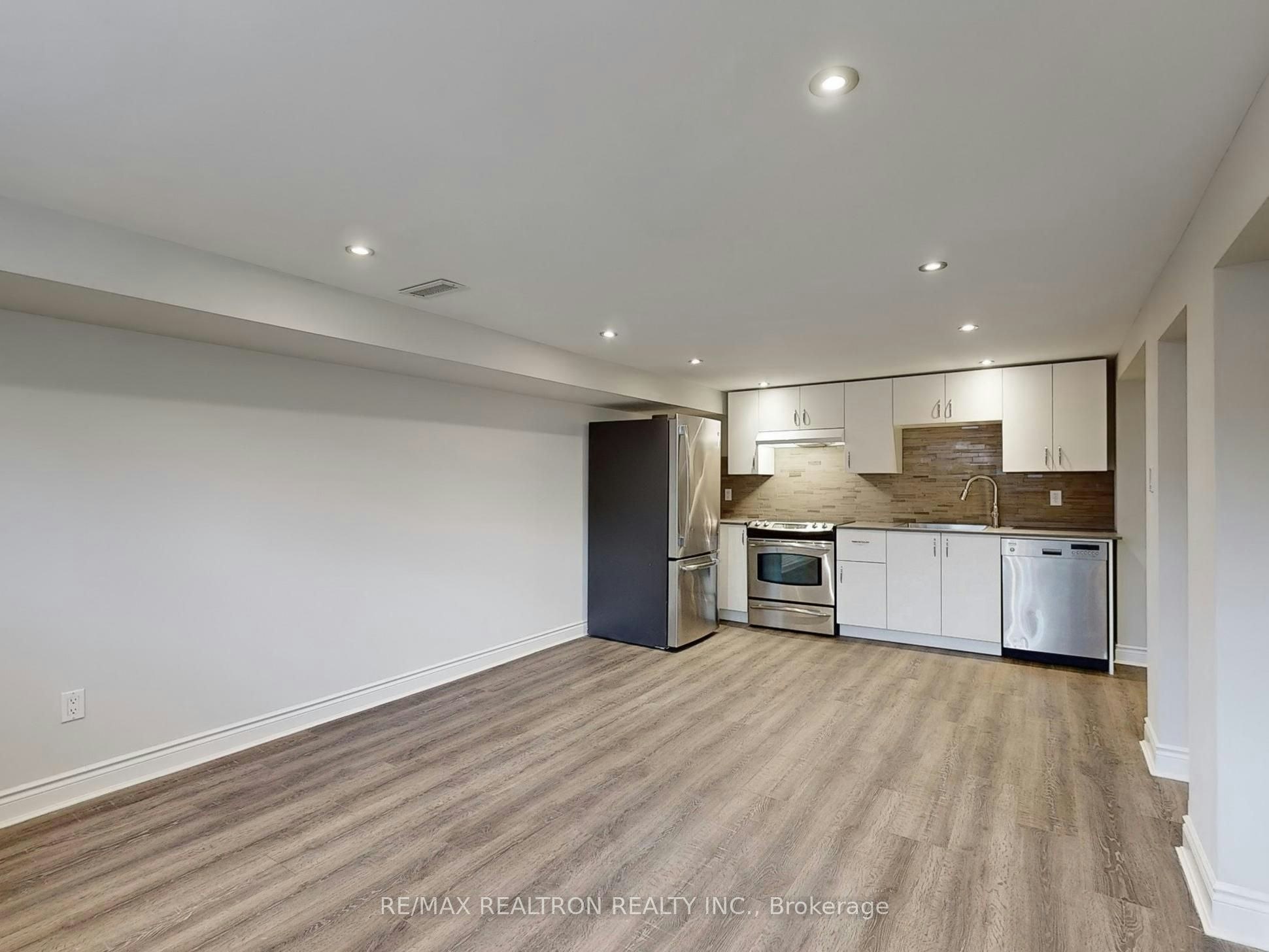 Bsmt-49 Exbury Road, Toronto, ON, M3M 1P9 - 7