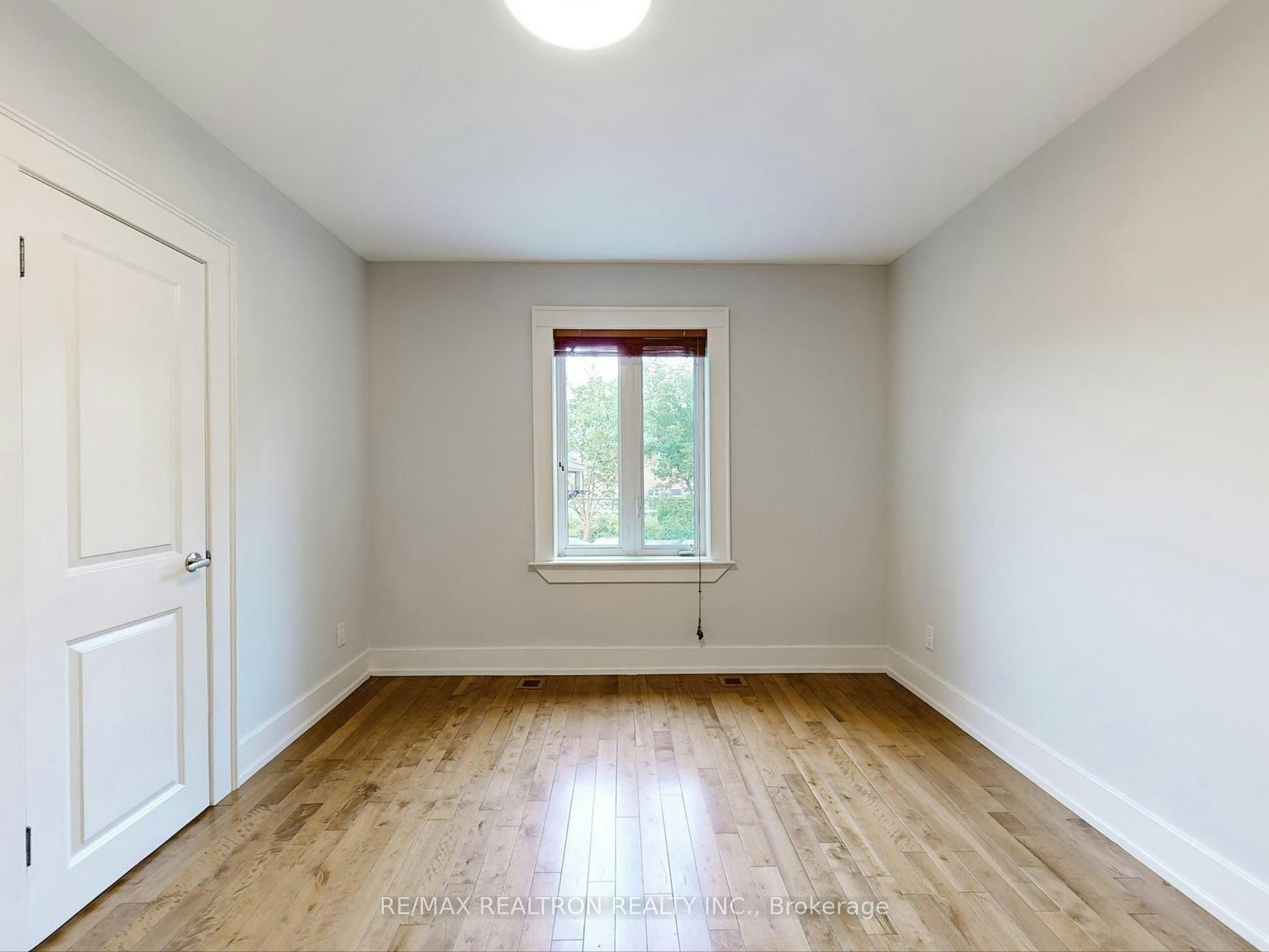 Main Fl-49 Exbury Road, Toronto, ON, M3M 1P9 - 22