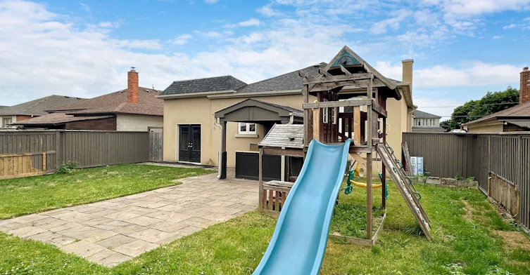 Main Fl-49 Exbury Road, Toronto, ON, M3M 1P9 - 37