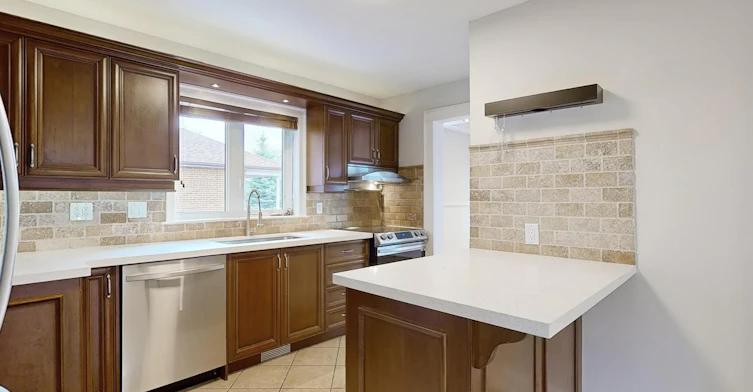 Main Fl-49 Exbury Road, Toronto, ON, M3M 1P9 - 4
