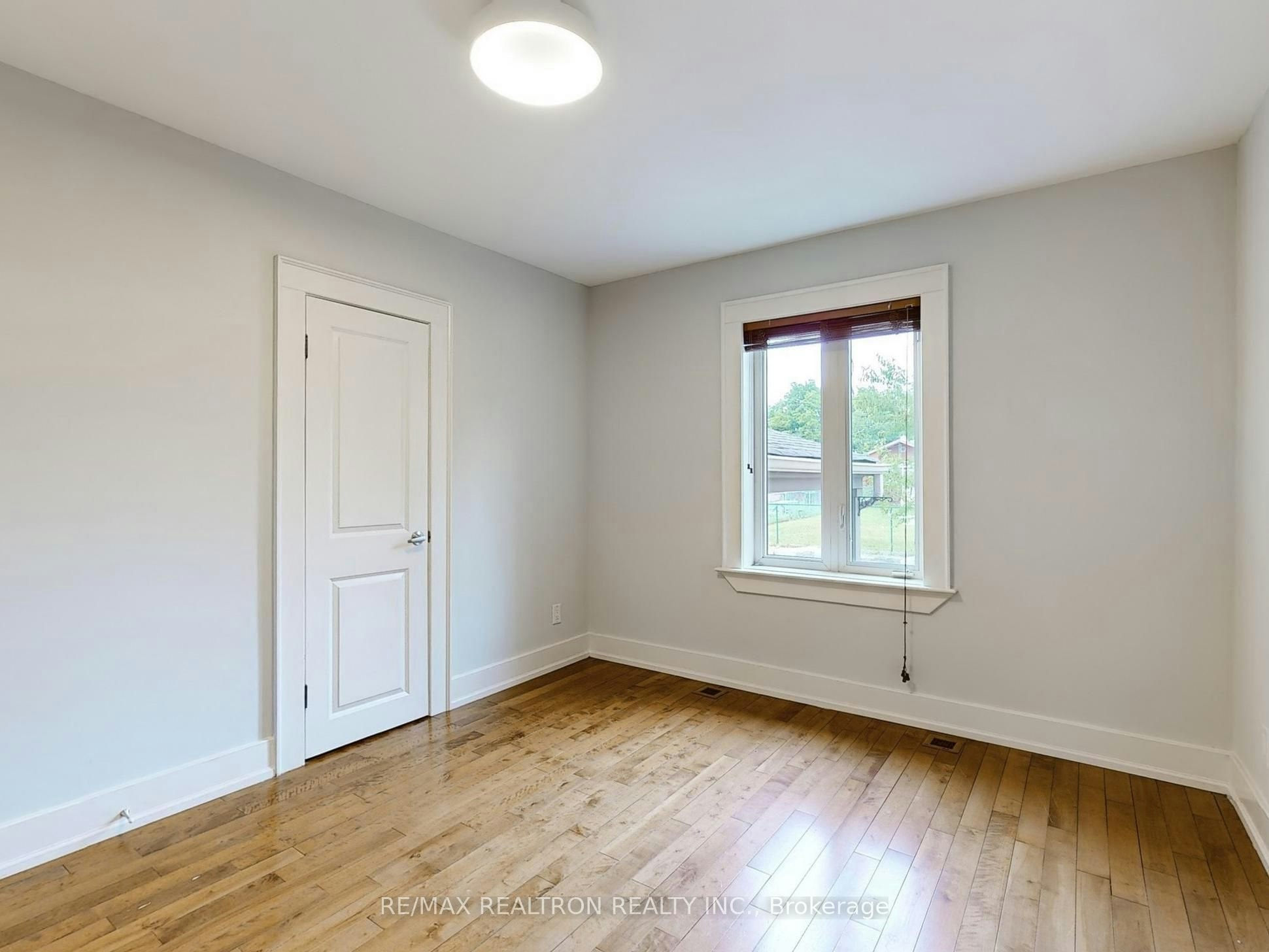 Main Fl-49 Exbury Road, Toronto, ON, M3M 1P9 - 23