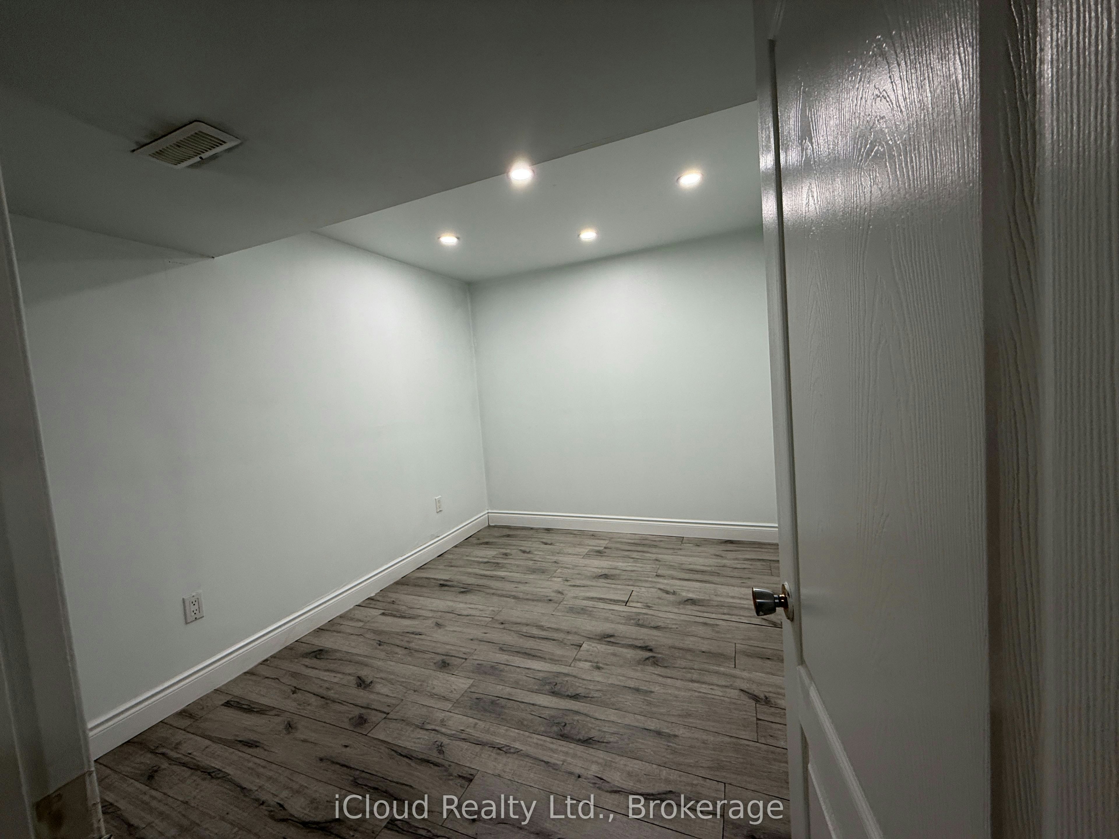 Basement-41 Manitou Crescent N, Brampton, ON, L6S 2Z6 - 7