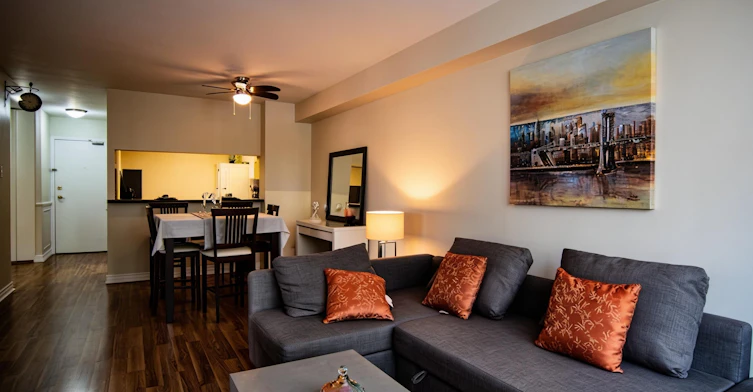 210-300 Webb Drive, Mississauga, ON, L5B 3W3 - 5