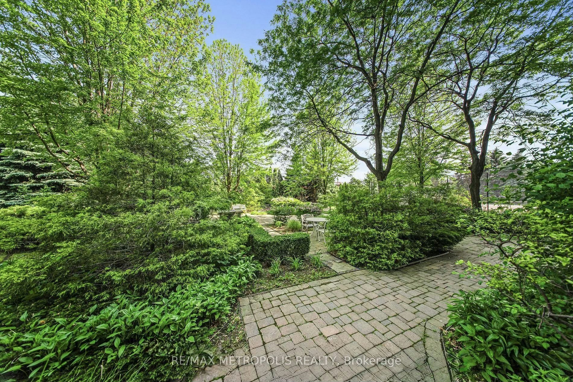 210-300 Webb Drive, Mississauga, ON, L5B 3W3 - 26
