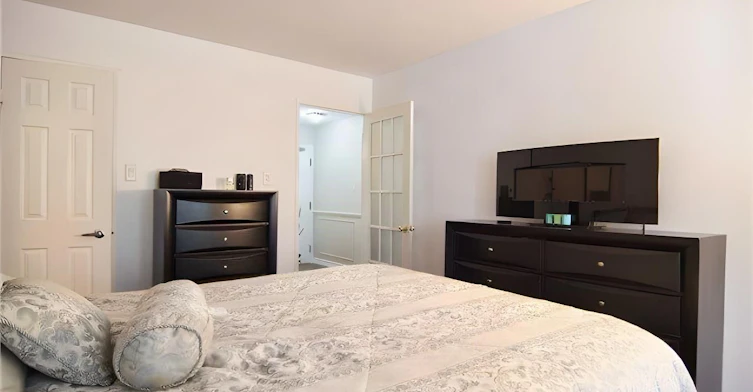 210-300 Webb Drive, Mississauga, ON, L5B 3W3 - 12