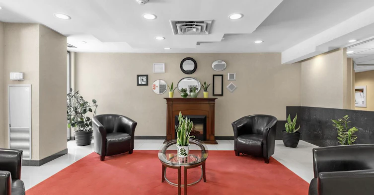 210-300 Webb Drive, Mississauga, ON, L5B 3W3 - 4