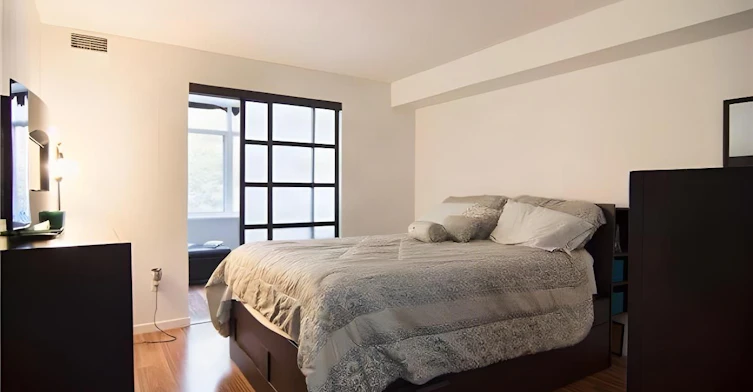 210-300 Webb Drive, Mississauga, ON, L5B 3W3 - 11