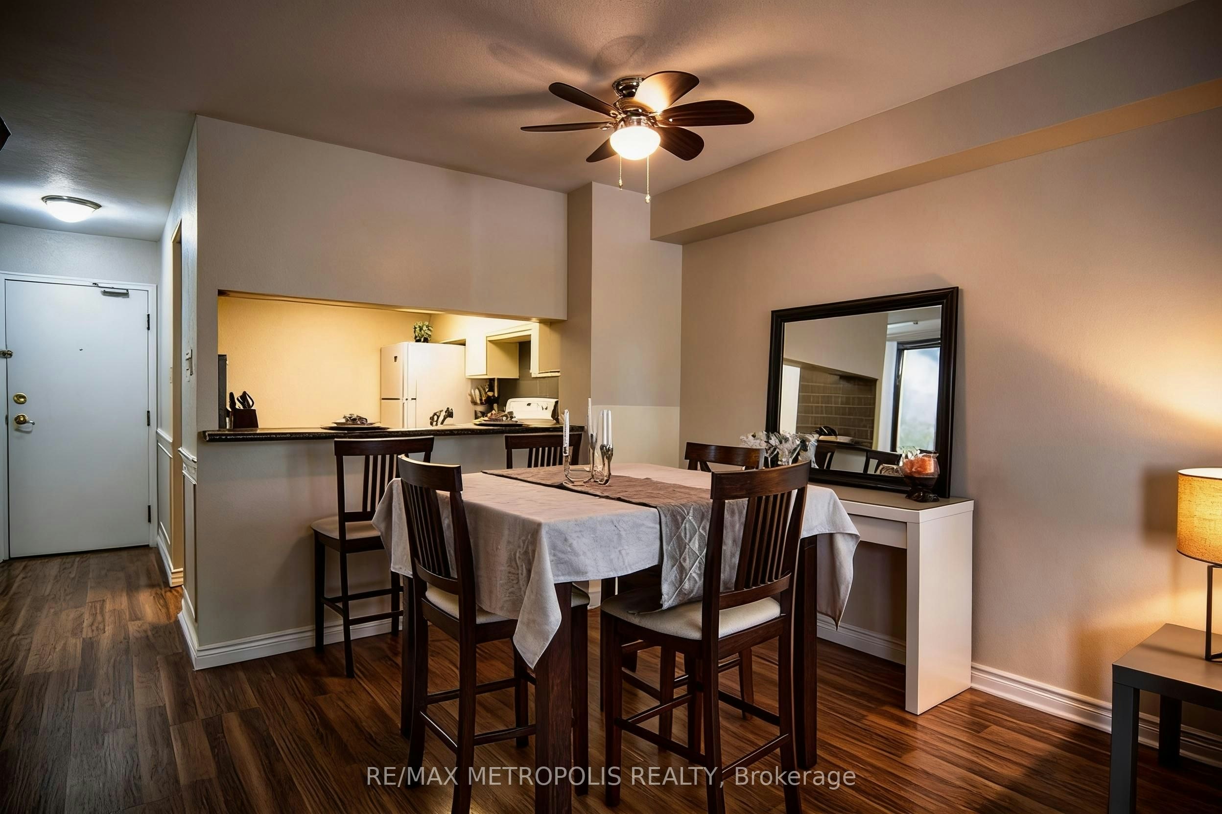 210-300 Webb Drive, Mississauga, ON, L5B 3W3 - 7