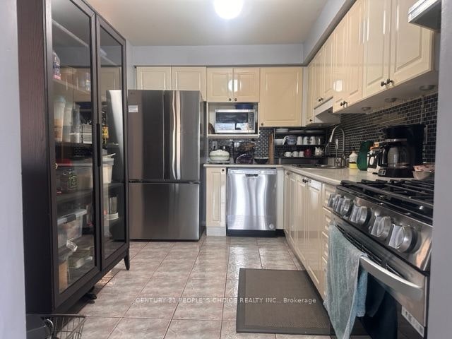 165-833 Scollard Court, Mississauga, ON, L5B 2B4 - 5