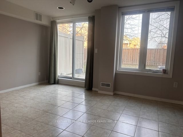 165-833 Scollard Court, Mississauga, ON, L5B 2B4 - 16