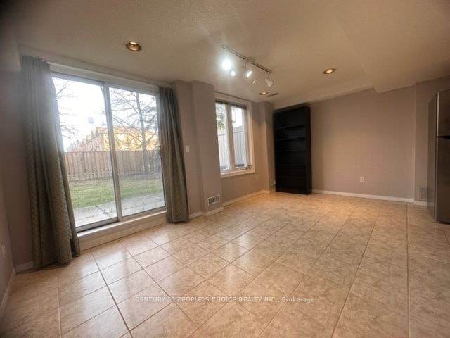 165-833 Scollard Court, Mississauga, ON, L5B 2B4 - 15
