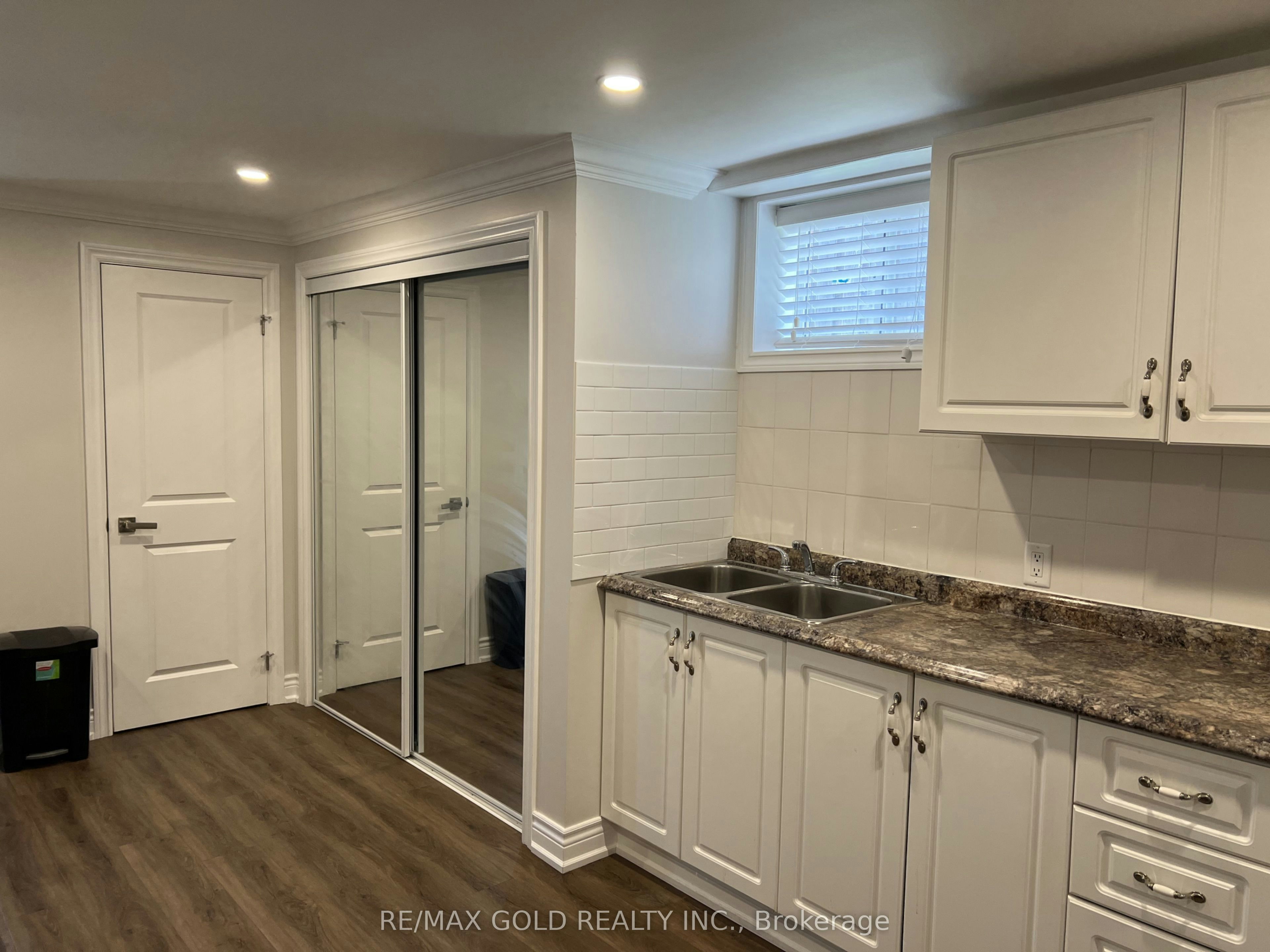 Lower-3125 Lednier Terrace, Mississauga, ON, L4Y 3Z9 - 7