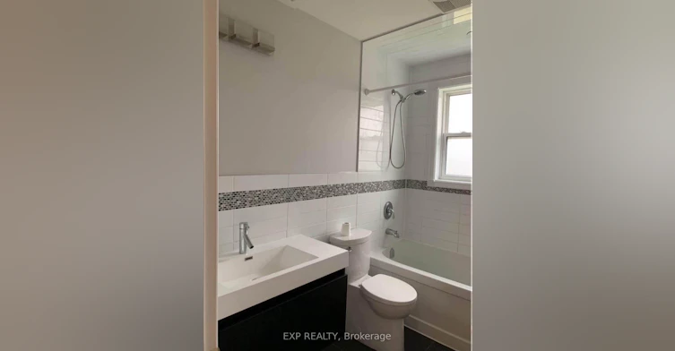 3-60 Maple Avenue S, Mississauga, ON, L5H 2R6 - 4