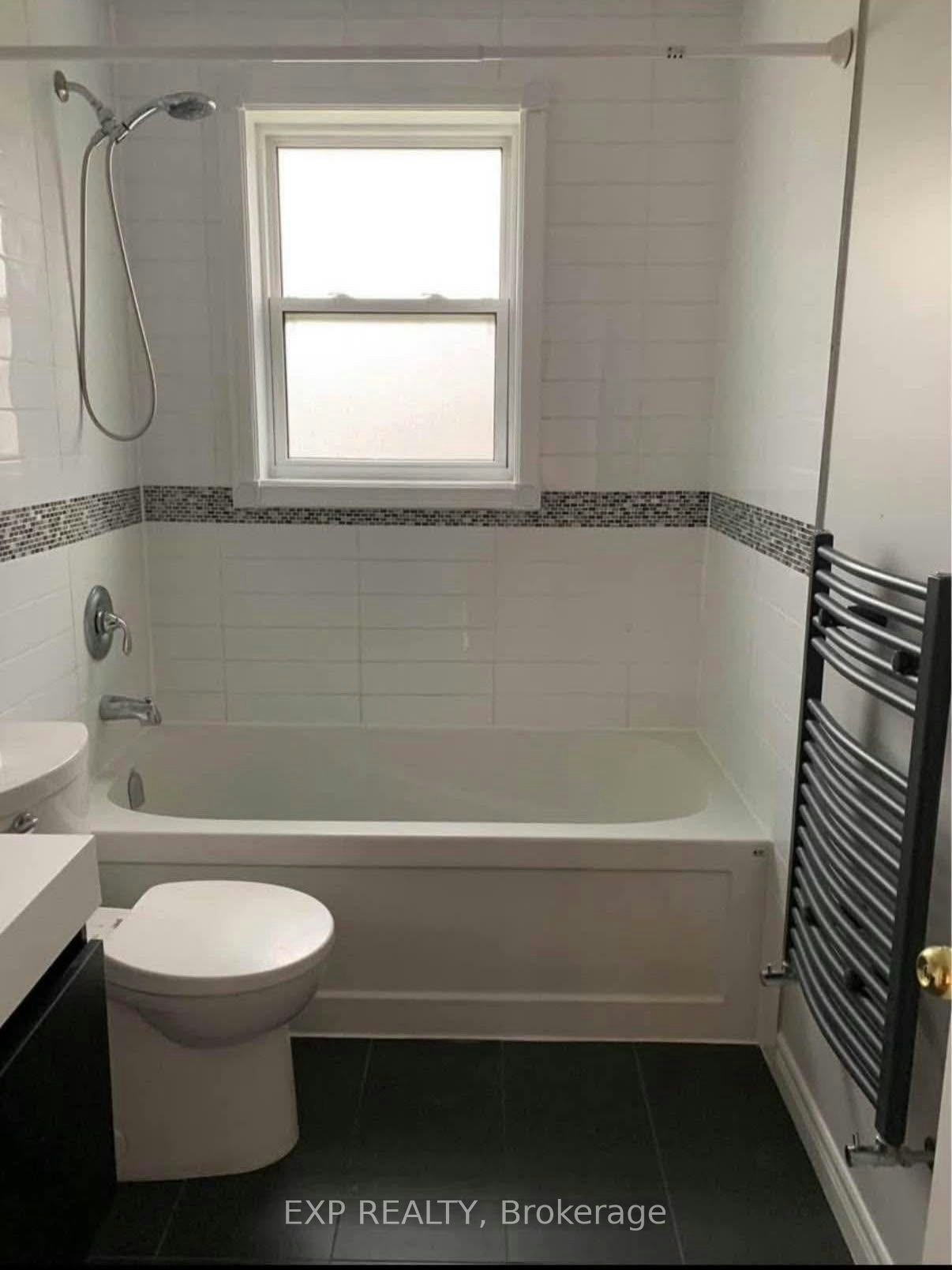 3-60 Maple Avenue S, Mississauga, ON, L5H 2R6 - 5