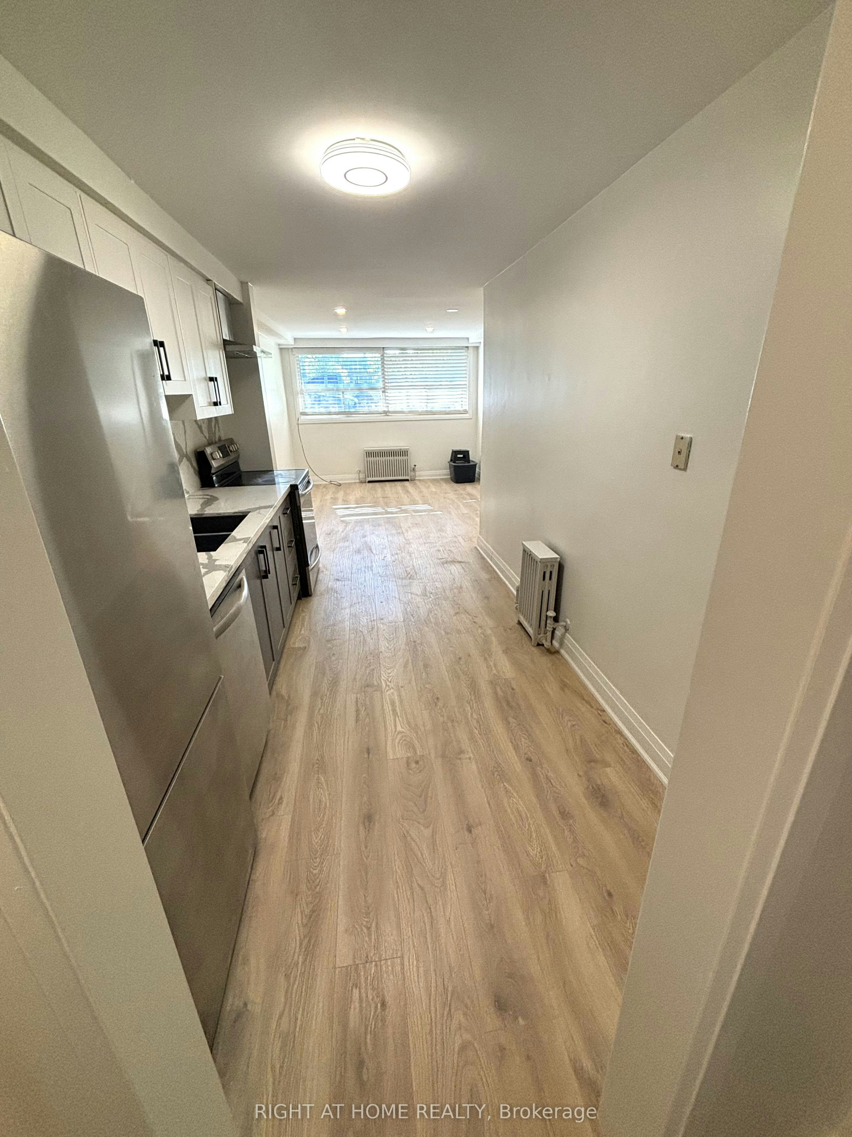 1-31 Wesley Street, Toronto, ON, M8Y 2W5 - 8